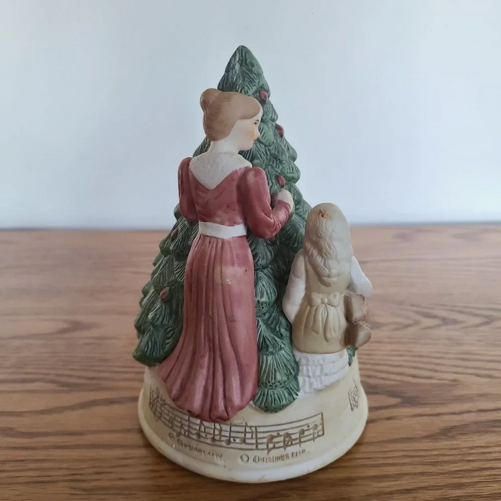 Claire Burke Holiday Music Box Oh Christmas Tree Mother & Child Decorating Tree
